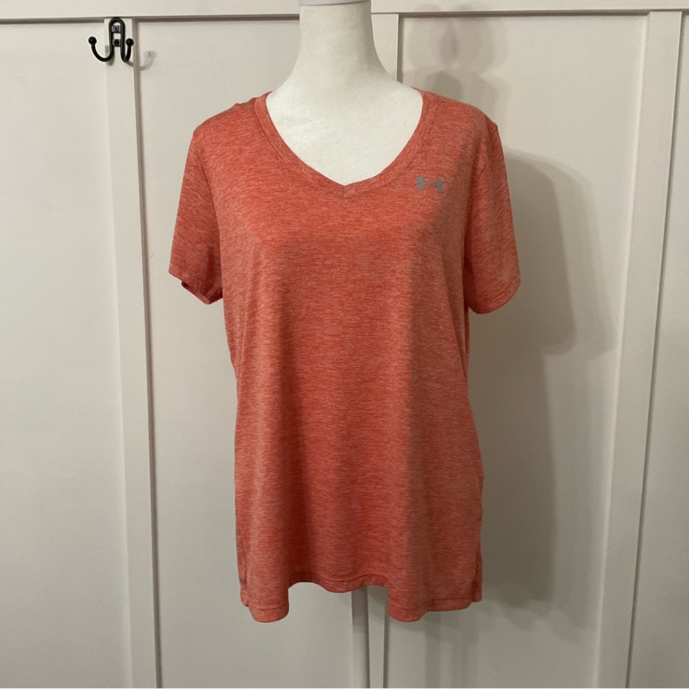🌼2/$12🌼Under Armour Women’s Dry fit top